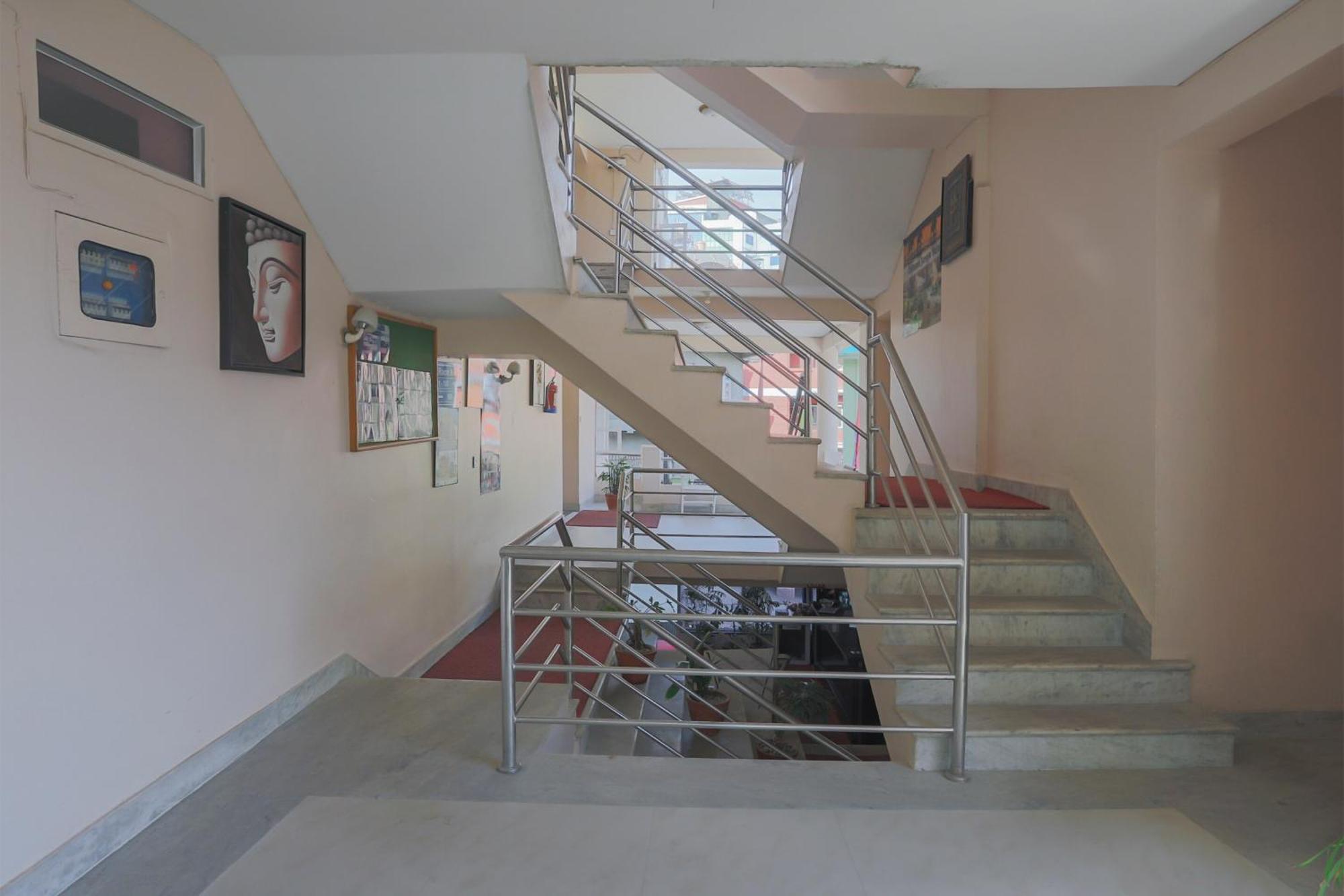 Oyo 789 Hotel Shivam Plaza Kathmandu Exterior photo